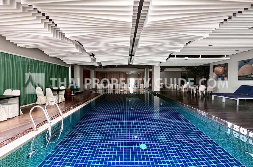 Service Apartment in Bangnatrad 